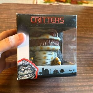 Critters Monstarz Vinyl figure (NIB - Does have wear to box)
